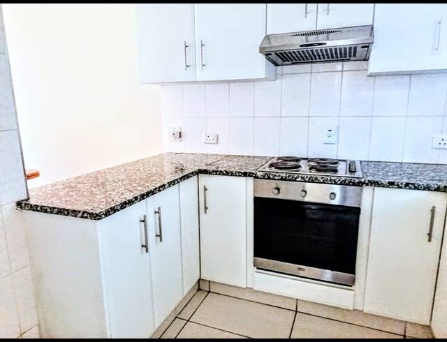 2 BEDROOM SECTIONAL TITLE FOR SALE IN MALVERN